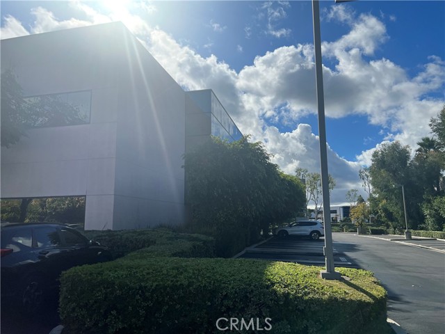 5 Oldfield, Irvine, California 92618, ,Commercial Lease,For Rent,5 Oldfield,CRDW24006668