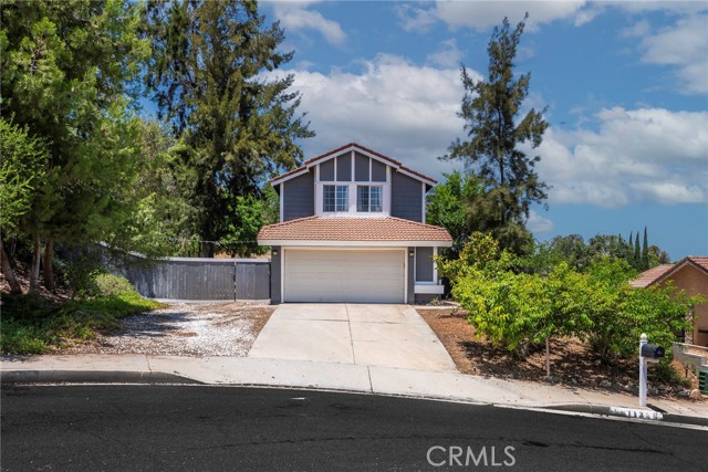 11359 Dole Court, Riverside CA: https://media.crmls.org/medias/fba24a38-f2a9-44f2-b265-4bc2a2ded531.jpg