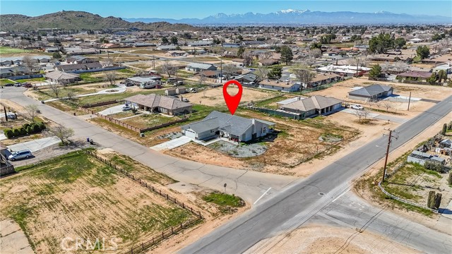 Detail Gallery Image 3 of 22 For 15688 Winnebago, Apple Valley,  CA 92307 - 4 Beds | 2/1 Baths