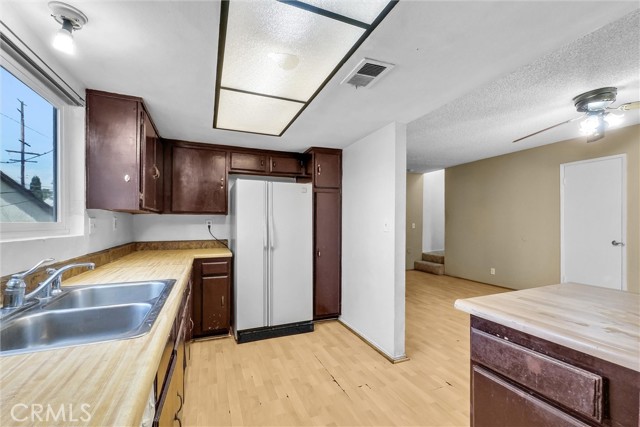 Detail Gallery Image 14 of 30 For 11216 Lower Azusa Rd #C,  El Monte,  CA 91731 - 2 Beds | 2/1 Baths