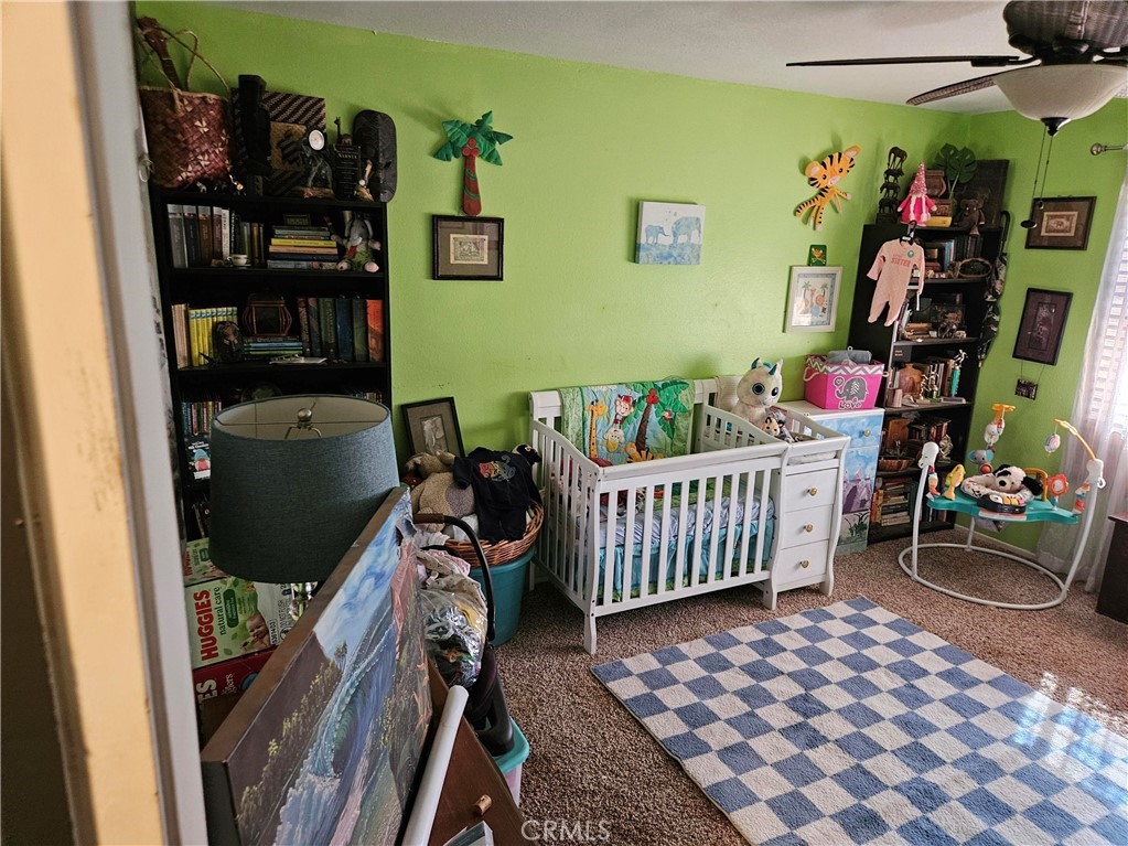 https://media.crmls.org/medias/fba4072f-714e-40cb-91dc-d1a87a848ff2.jpg?preset=X-Large
