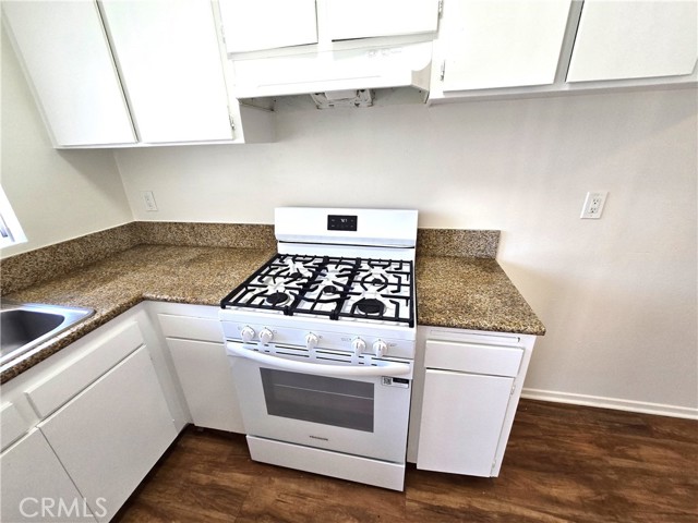 4015 W 137th Street, Hawthorne CA: https://media.crmls.org/medias/fba41e3c-f6f9-4b28-b342-c6aa07b3d3ca.jpg