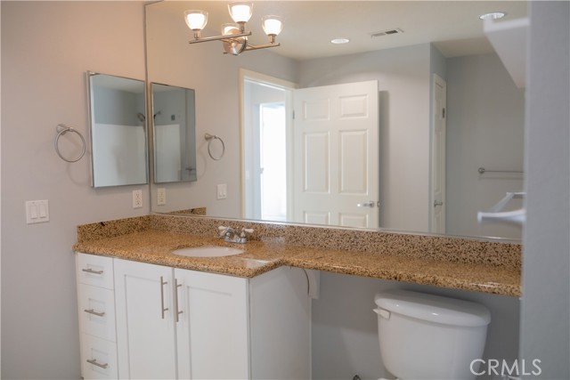 160 S Hudson Avenue, Pasadena CA: https://media.crmls.org/medias/fba44065-cc2d-4ba0-badc-ec7e84c0f2e1.jpg