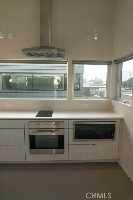 Detail Gallery Image 10 of 23 For 163 N Garden St, Ventura,  CA 93001 - 1 Beds | 2 Baths