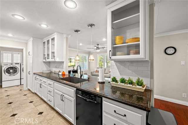 Detail Gallery Image 8 of 40 For 28731 Thornhill, Menifee,  CA 92586 - 2 Beds | 2 Baths