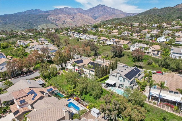 21391 Birdhollow Drive, Trabuco Canyon CA: https://media.crmls.org/medias/fba4ba15-2e51-4708-ab3b-d31d9a850bcf.jpg