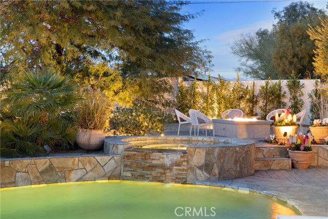 Detail Gallery Image 38 of 44 For 290 W San Carlos Rd, Palm Springs,  CA 92262 - 4 Beds | 4/1 Baths