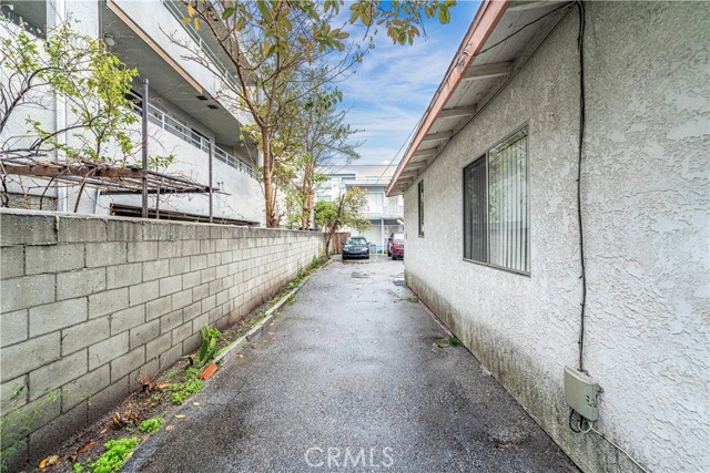 1010 Orange Grove Avenue photo 3