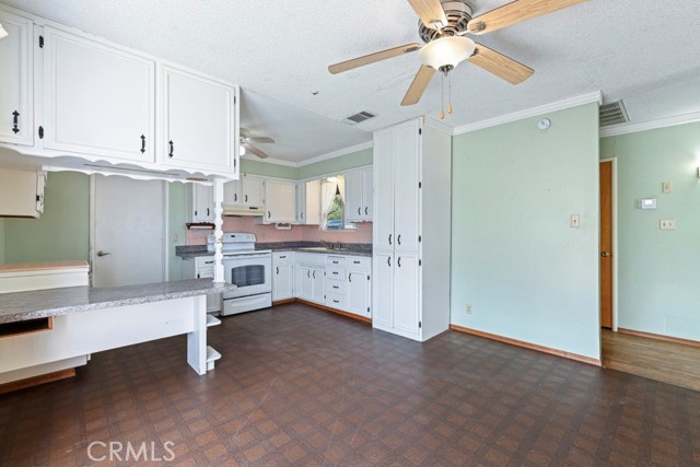 Detail Gallery Image 11 of 34 For 459 Roosevelt St, Coalinga,  CA 93210 - 3 Beds | 2 Baths
