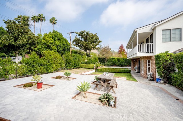 Detail Gallery Image 44 of 46 For 222 W Kenneth, Glendale,  CA 91202 - 4 Beds | 4 Baths