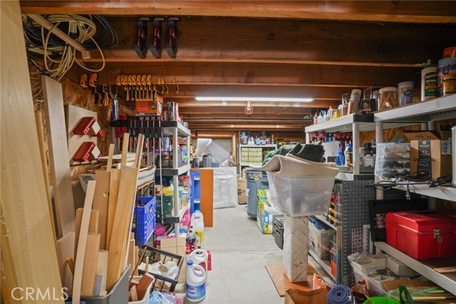 Extra bonus Space in Garage for Storage (Low Ceiling)