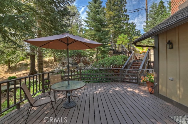 Detail Gallery Image 8 of 57 For 26146 Circle Dr, Lake Arrowhead,  CA 92352 - 3 Beds | 2 Baths