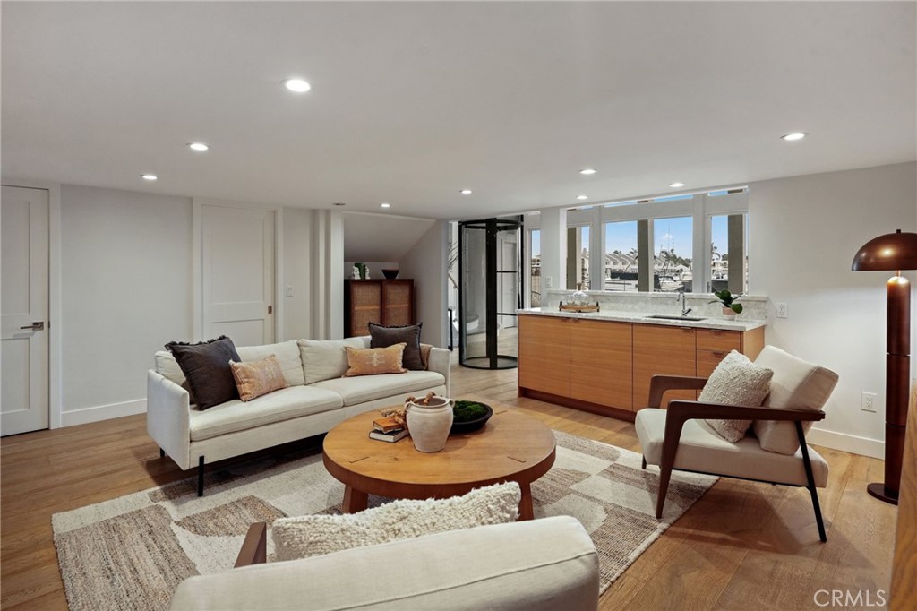 MLS #OC25257437 image #15