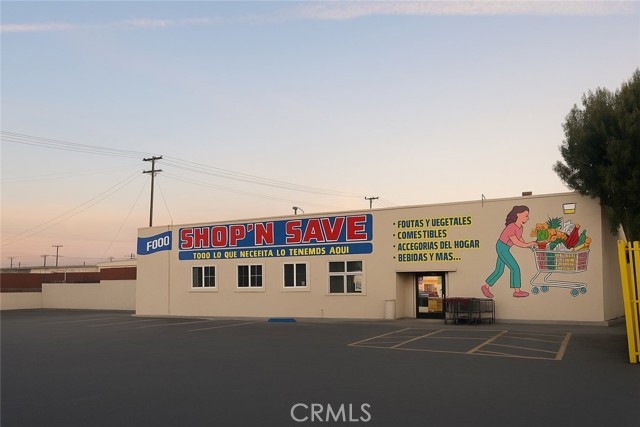 1663 Firestone Boulevard, Los Angeles CA: https://media.crmls.org/medias/fba85ad0-105d-45de-8900-b3db122d6dc6.jpg