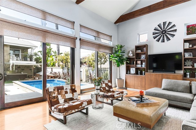 Detail Gallery Image 21 of 65 For 291 Argonne Ave, Long Beach,  CA 90803 - 5 Beds | 4 Baths