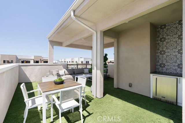608 Malibu, Costa Mesa CA: https://media.crmls.org/medias/fba8ac9e-8810-4614-bcab-979ab67ac3e7.jpg