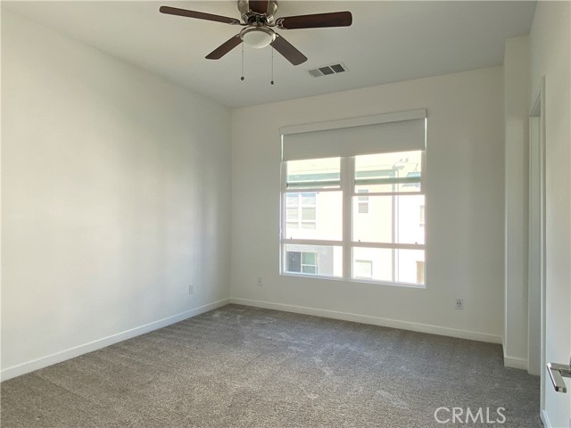 2312 Synergy, Irvine CA: https://media.crmls.org/medias/fba8bb64-0af9-4dce-b483-fee97ccf08d5.jpg