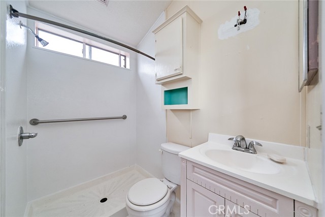 Detail Gallery Image 17 of 30 For 24100 Pennsylvania St #103,  Lomita,  CA 90717 - 2 Beds | 2 Baths