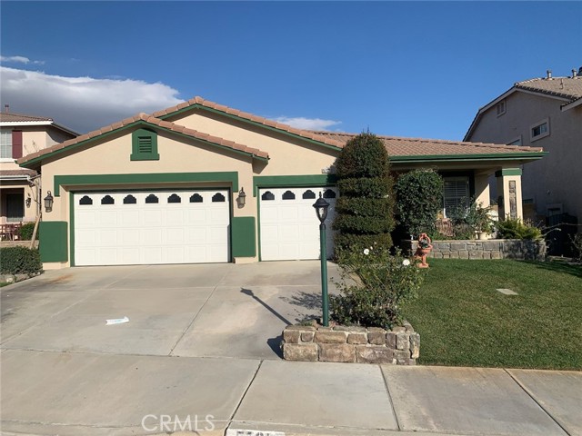 5731 Hacienda Court, Fontana, CA 92336