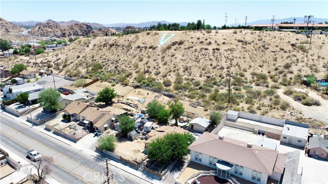 Detail Gallery Image 6 of 14 For 15445 Hesperia Rd, Victorville,  CA 92395 - 3 Beds | 1 Baths