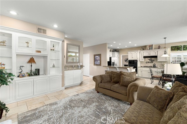 6151 Softwind Place, Rancho Cucamonga CA: https://media.crmls.org/medias/fbab778a-2bce-4efb-adeb-cc8deea8e08b.jpg