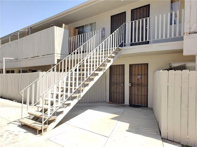 Detail Gallery Image 8 of 23 For 9116 Palm St, Bellflower,  CA 90706 - – Beds | – Baths