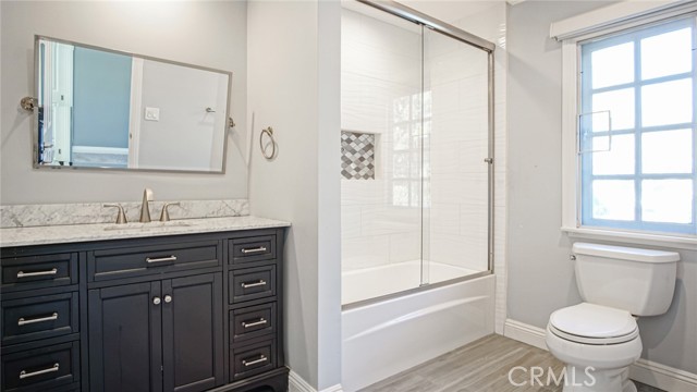 Detail Gallery Image 36 of 44 For 11165 Valley Spring, Studio City,  CA 91602 - 5 Beds | 5/1 Baths