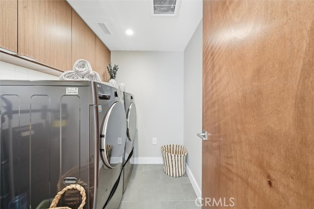 Image 37 of 49 For 959 5th Street  A