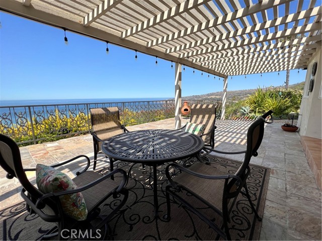 3579 Seaglen Drive, Rancho Palos Verdes, California 90275, 4 Bedrooms Bedrooms, ,3 BathroomsBathrooms,Residential,Sold,Seaglen,PW22090536