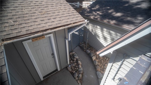 866 Lakewood Drive, Big Bear, CA 92314