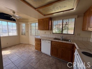 Detail Gallery Image 6 of 25 For 19218 Elm Dr, Apple Valley,  CA 92308 - 2 Beds | 2 Baths