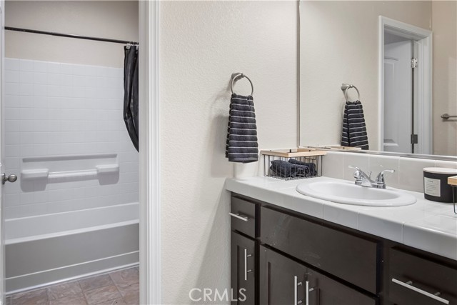Detail Gallery Image 12 of 32 For 4907 Durant Way, Merced,  CA 95348 - 3 Beds | 2 Baths