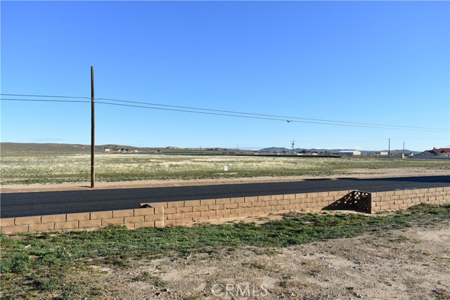 Detail Gallery Image 16 of 22 For 15224 Tournament Drive, Helendale,  CA 92342 - – Beds | – Baths