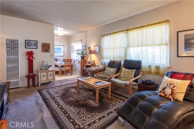 Detail Gallery Image 2 of 46 For 1824 Marine, Gardena,  CA 90249 - 4 Beds | 3 Baths