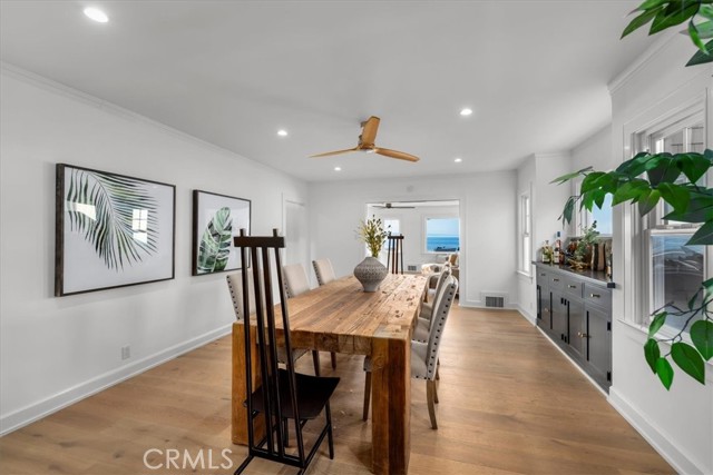 1000 The Strand, Manhattan Beach CA: https://media.crmls.org/medias/fbb093b7-1b80-4ade-91a2-bde46cf85f1c.jpg