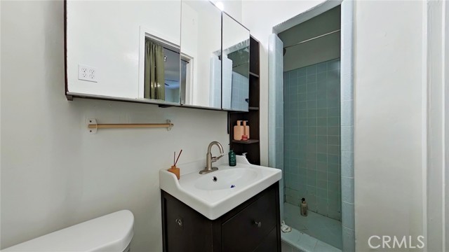 Detail Gallery Image 36 of 38 For 3516 Las Palmas, Glendale,  CA 91208 - – Beds | – Baths