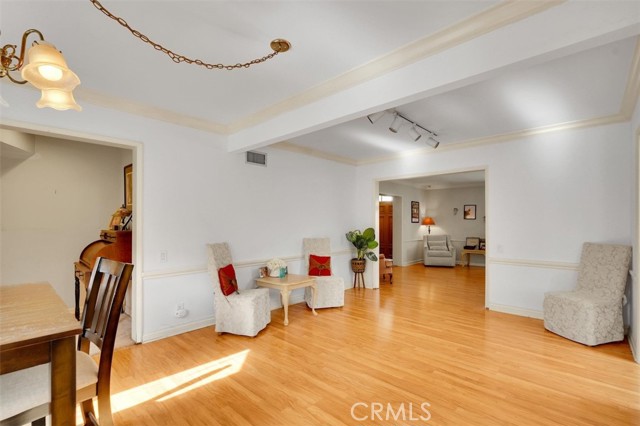 Detail Gallery Image 10 of 44 For 4415 Morella Ave, Studio City,  CA 91607 - 4 Beds | 4 Baths