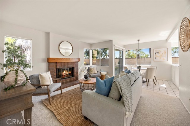 13639 Meadow Crest Drive, Chino Hills CA: https://media.crmls.org/medias/fbb24e2d-803f-4f33-a312-017f2e9e9bec.jpg