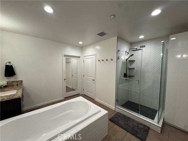 Detail Gallery Image 32 of 40 For 21 Gramercy #218,  Irvine,  CA 92612 - 2 Beds | 2/1 Baths