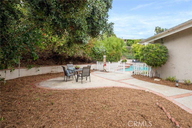 7301 Via Collado, Rancho Palos Verdes, California 90275, 3 Bedrooms Bedrooms, ,2 BathroomsBathrooms,Residential,Sold,Via Collado,PV22131164