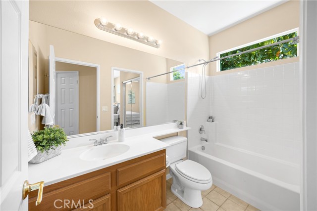 9112 Deergrass Street, Corona CA: https://media.crmls.org/medias/fbb2fbe4-c4a5-4a6e-9f94-9bac889c11fc.jpg