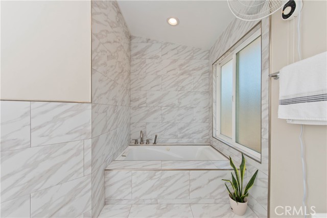 Detail Gallery Image 33 of 53 For 32031 Emerald Lane, Castaic,  CA 91384 - 4 Beds | 3 Baths