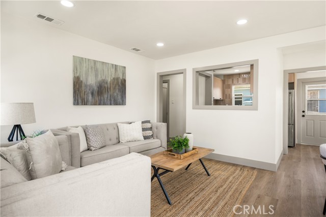 Detail Gallery Image 8 of 65 For 2510 Termino Ave, Long Beach,  CA 90815 - – Beds | – Baths