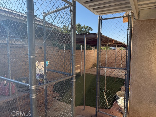 12997 San Lucas Drive, Victorville CA: https://media.crmls.org/medias/fbb39255-4ba2-4a51-add1-b443d7bd9204.jpg