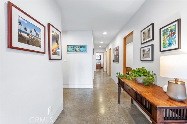 Detail Gallery Image 47 of 67 For 308 17th St, Manhattan Beach,  CA 90266 - 4 Beds | 3/1 Baths