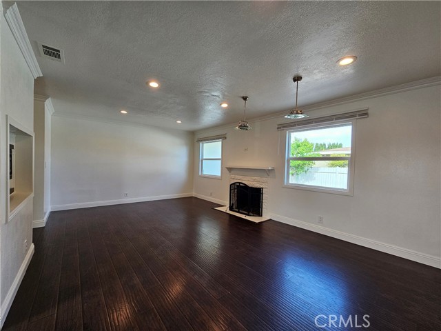 Detail Gallery Image 5 of 17 For 12242 Browning Rd, Garden Grove,  CA 92840 - 3 Beds | 2 Baths