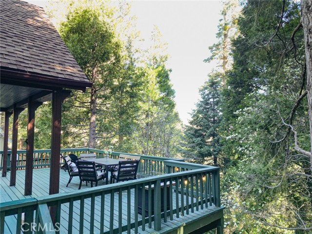 Detail Gallery Image 39 of 45 For 717 Crest Estates, Lake Arrowhead,  CA 92352 - 3 Beds | 3 Baths