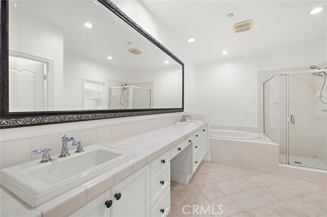25 Saraceno, Newport Coast CA: https://media.crmls.org/medias/fbb4e237-84c7-4288-9614-03dab593d01d.jpg