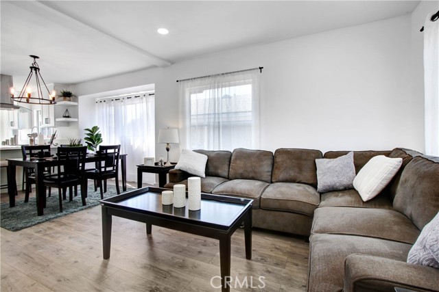 5306 2nd Ave, Los Angeles, CA, 90043 5306 2nd Ave, Los Angeles, CA, 90043