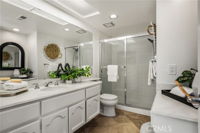 Detail Gallery Image 39 of 50 For 19275 Meadowood Circle, Huntington Beach,  CA 92648 - 2 Beds | 2/1 Baths